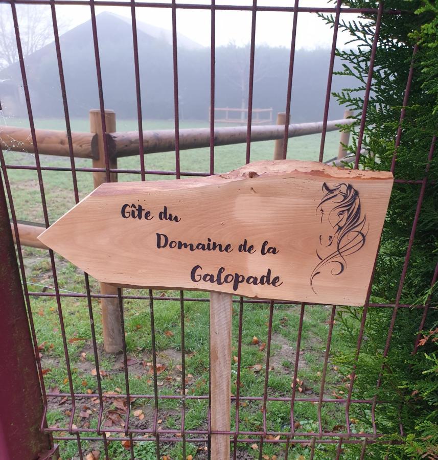 Gîte domaine de la galopade Etreaupont Exterior foto